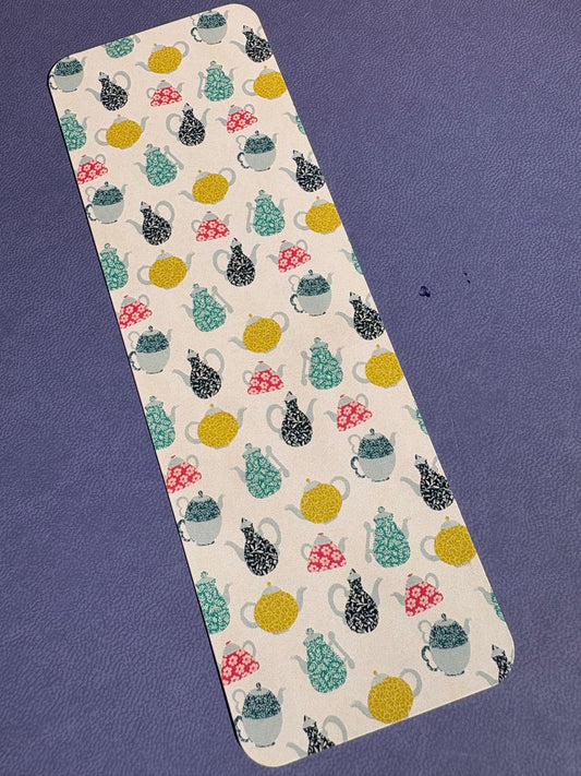 Tea Time Pattern Bookmark – Cozy Cottagecore Teapot & Mug Design